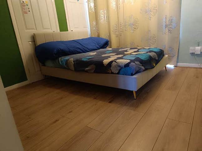 🏡 Spacious Double Room Available – (RM7) 🏡  Main Photo
