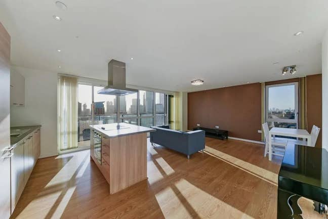 🏡 2 Rooms Available -New Building - Main Photo