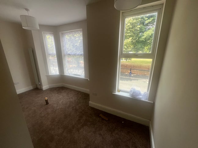 Room  Main Photo