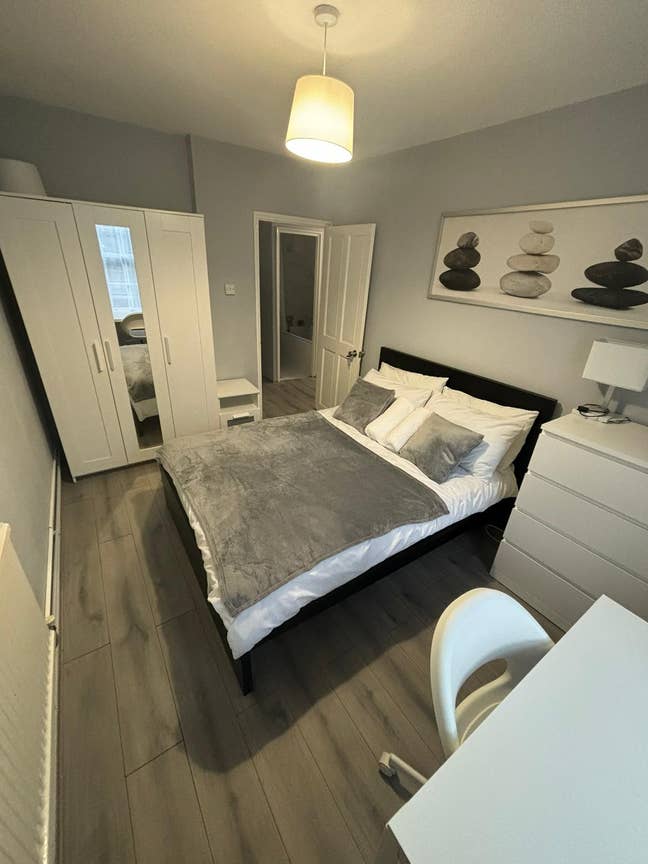 Double Bed in Elephant& Castle. All Bills Included Main Photo