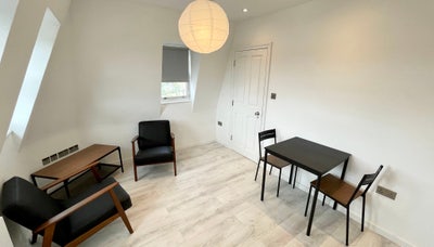 🔥 Stunning 1-Bed Flat in West London (Zone 2)  Main Photo