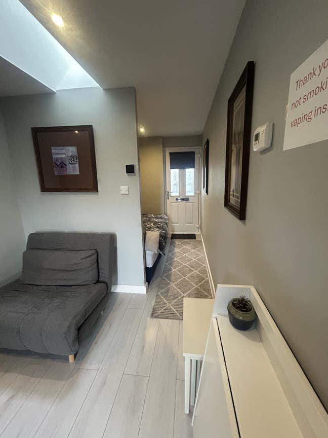 Littledown Private Annex. Main Photo