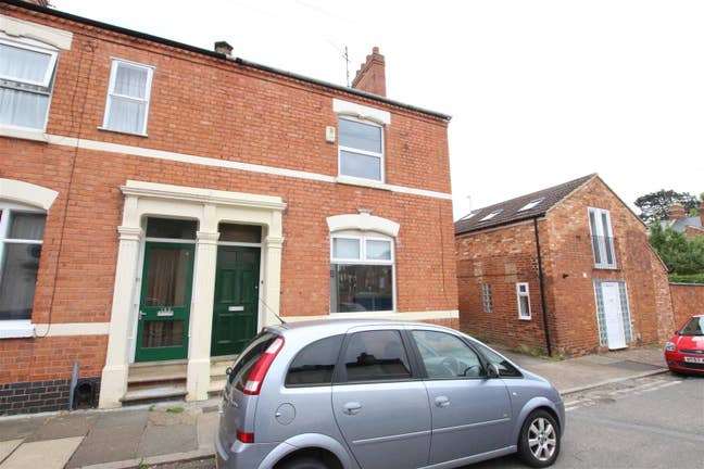 Room 2, Upper Thrift Street Main Photo