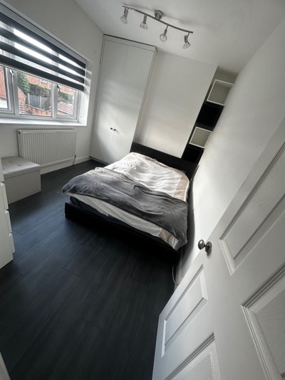 Double room in Sutton in Ashfield  Main Photo