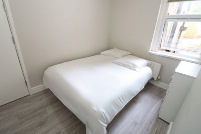 👩Female Flatshare | 3 Rooms Available |Homerton🚆 Main Photo