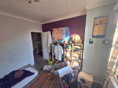 Looking for a flatmate to share my lovely flat Main Photo