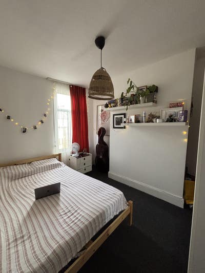 Lovely Double Room Next to Clissold Park Main Photo