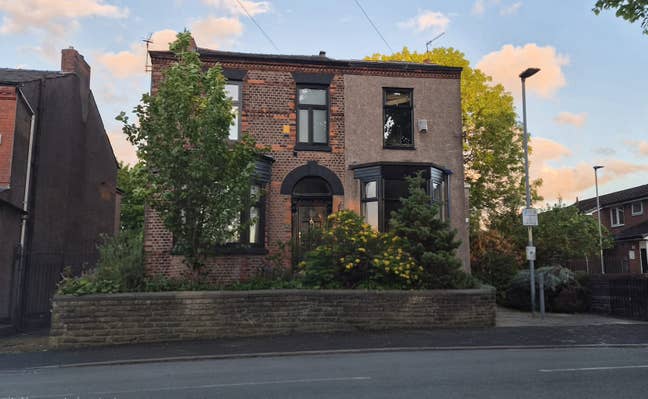 Room for rent M8 area Crumpsall Main Photo