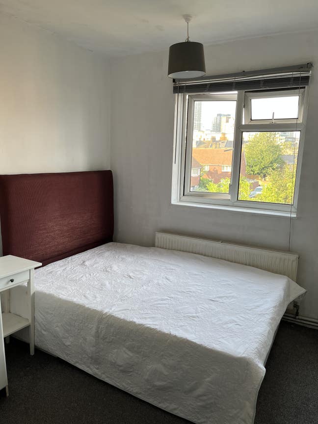 Room for rent Main Photo
