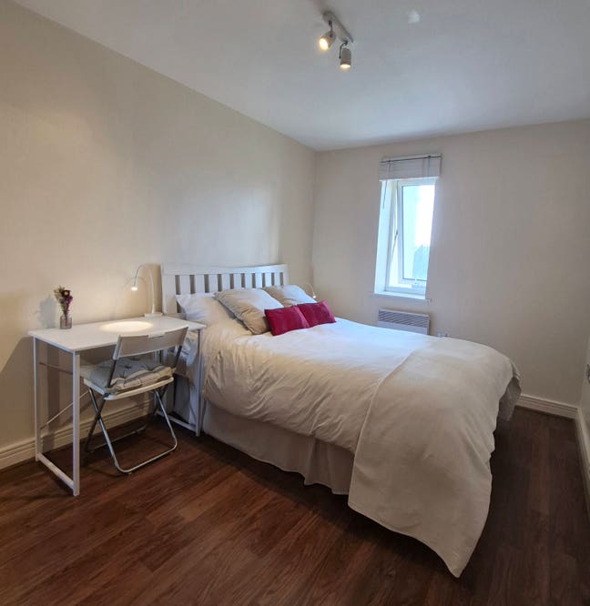 Beautiful Double Room-Female Preferred Main Photo