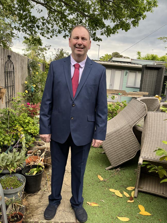 I am a  working class male aged 59. looking f... Main Photo