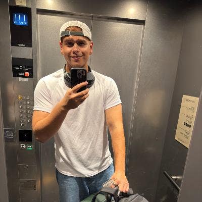 Looking for a flat share  Main Photo