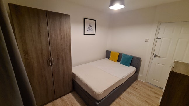 Bright double room - Central Greenwich, SE10 Main Photo