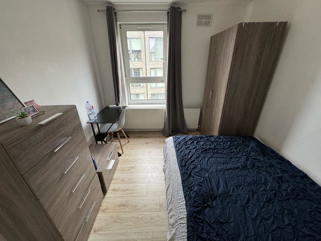 Bright double room - Central Greenwich, SE10 Main Photo