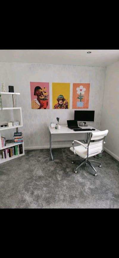 1 bedroom with private bathroom Main Photo