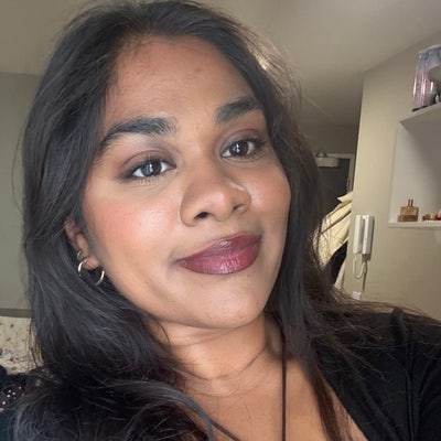 22 year old Female seeks a double room Main Photo