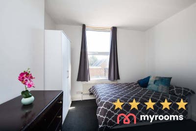 Spacious Double Room in Clapham  Main Photo
