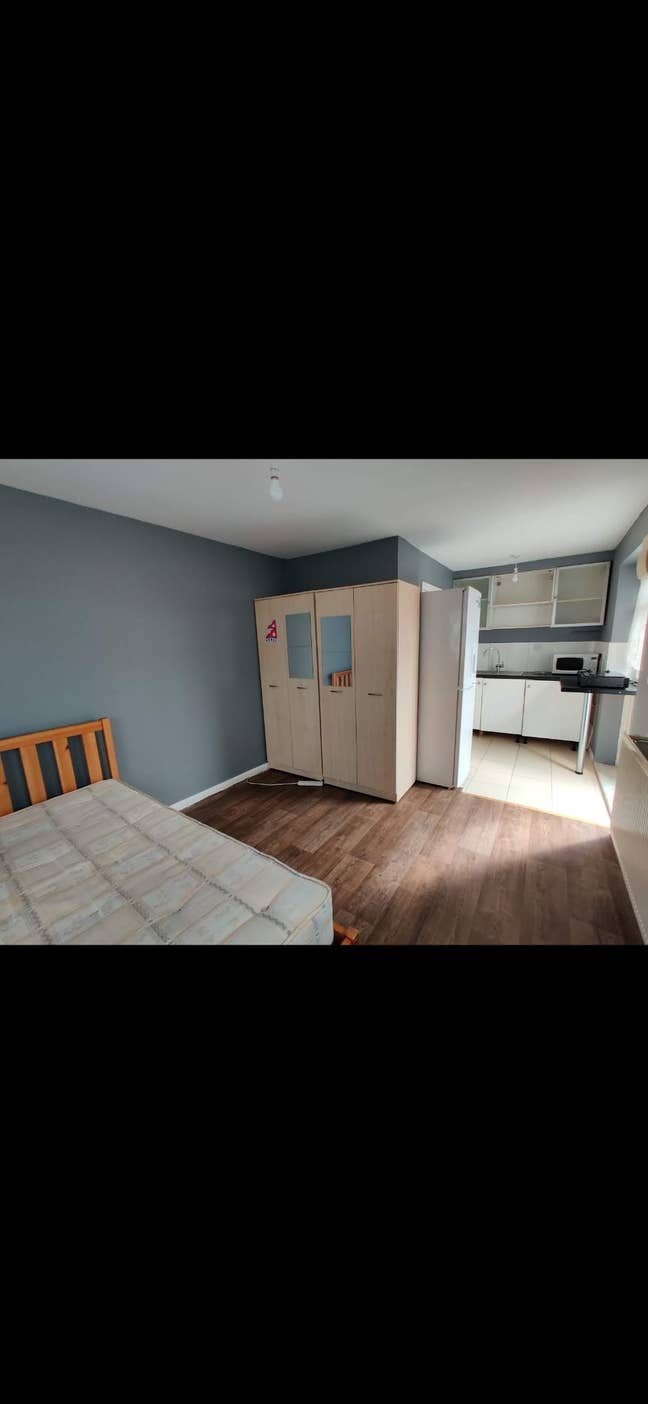 Studio Flat for rent Main Photo