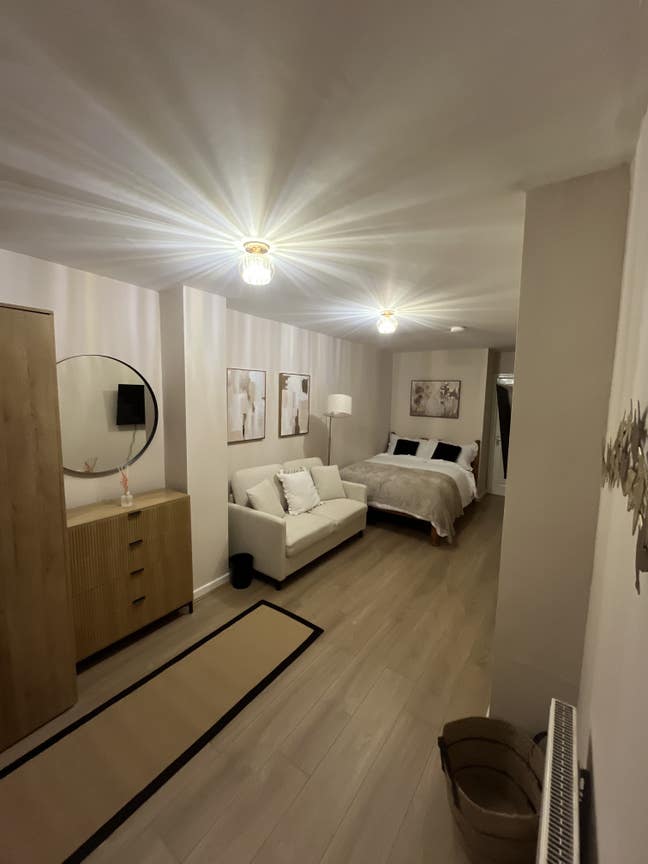 Stunning renovated rooms | Bills Incl ✨  Main Photo