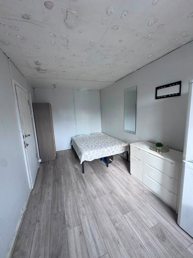 🏠 Double Room | In Canning Town E16 3DT | Bills I Main Photo