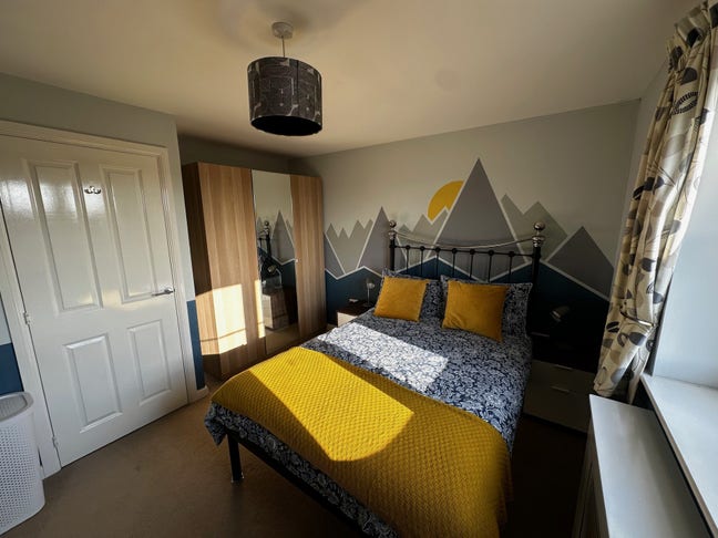 Double room available Monday to Friday Main Photo