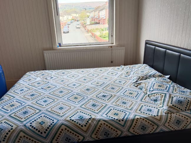 Room for Rent – Couples/Students – &pound;700 Inc. Bills Main Photo