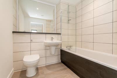 Double room with Ensuite in Salford Quays Main Photo