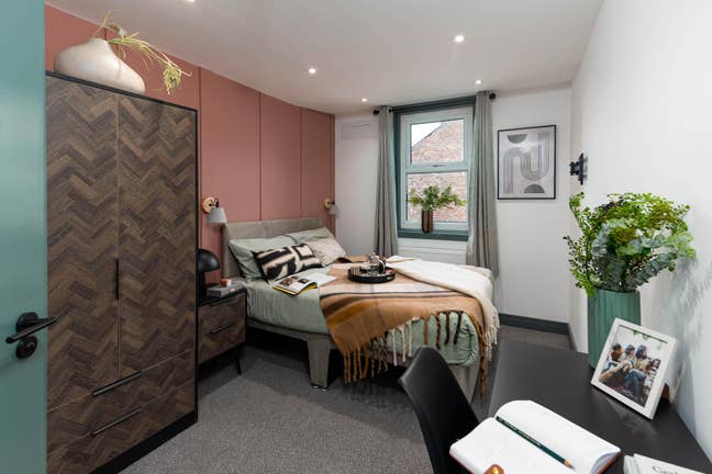  Brand New Luxury Ensuite Rooms | Altrincham  Main Photo