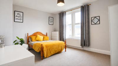 💎 Large Bedrooms in Southsea Fratton Station Main Photo
