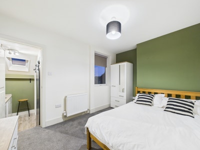 *Available* NG9 2 Double Ensuite Rooms Houseshare Main Photo