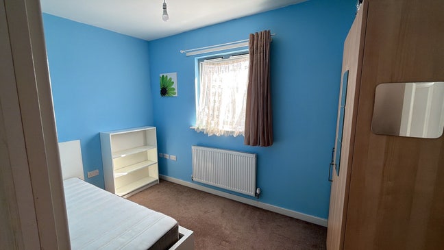 Room for rent  Main Photo