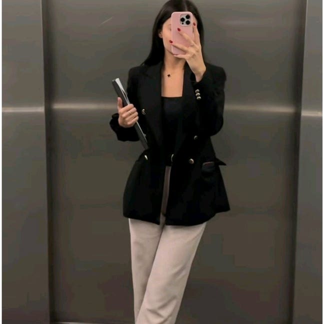 Hi! I’m looking for a clean and comfortable... Main Photo