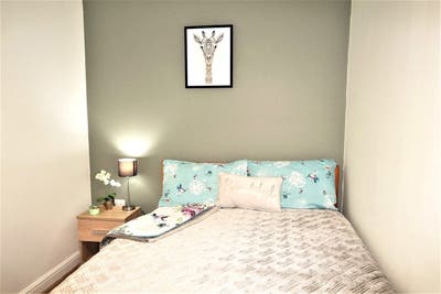 🏡✨ Spacious Double Room 🎁 &pound;200 off First Month Main Photo