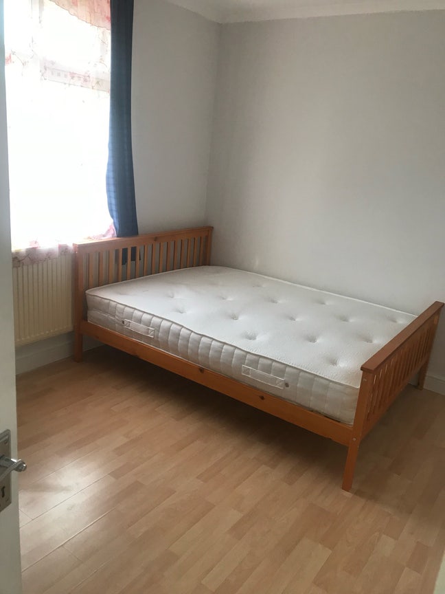 1 Single room for rent  Main Photo
