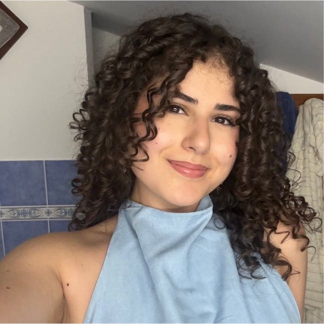 PhD student (Imperial) seeking a room Main Photo