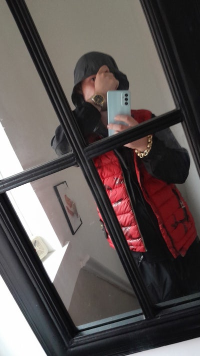 22 year old Male seeks a double room Main Photo