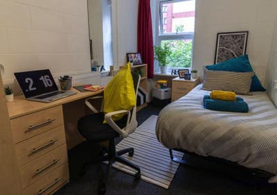 Room to Let Woodgreen Halls, Students Only Main Photo