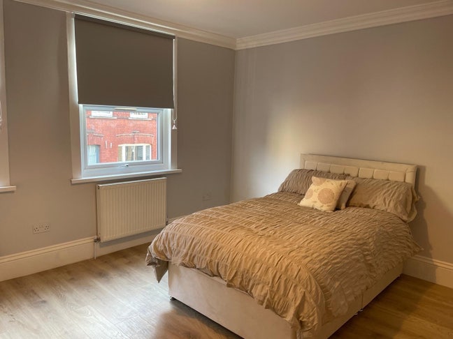 Huge Double Room Main Photo