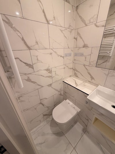 Self contained, En-suite Double rooms at 0 deposit Main Photo
