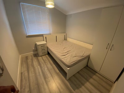 Stunning five bedroom house Main Photo