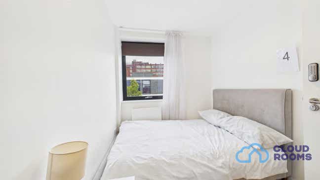 South East of England –GU14🏠Farnborough/Hampshire Main Photo