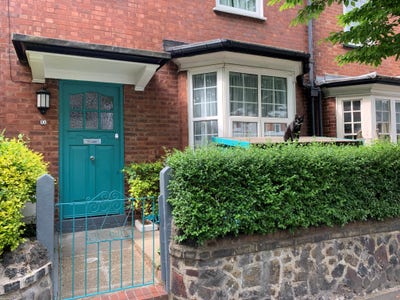 Charming Double Room in Bow E3 Main Photo