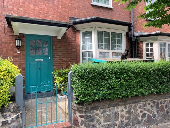 Charming Double Room in Bow E3 Main Photo