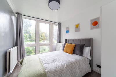 🏠No Deposit / Bills Included / Private Garden Main Photo