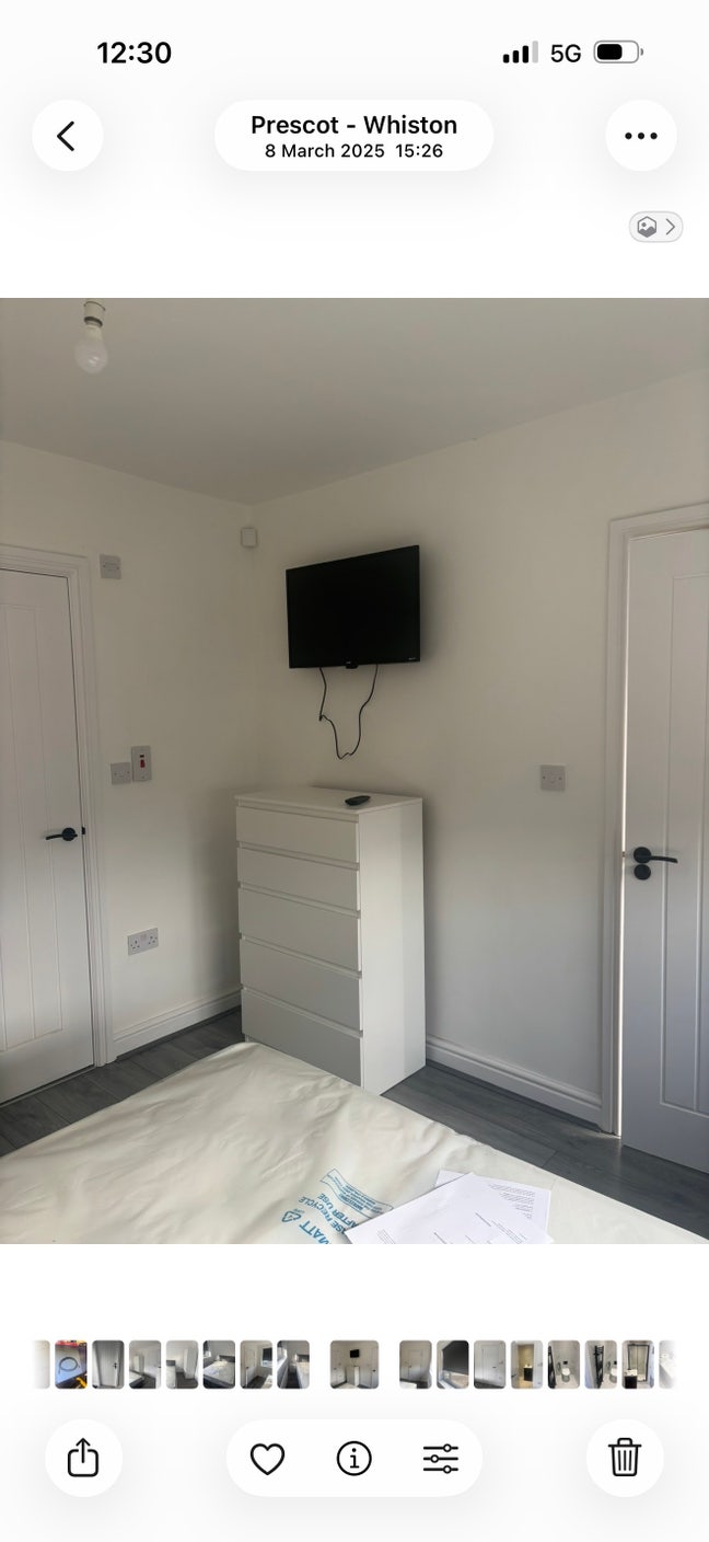 1 Room Available, 3 Bed with En-Suite  Main Photo