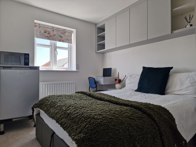 Stylish Furnished Double Room – Harnham, Salisbury Main Photo