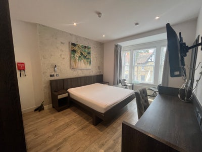 Perfect Studio on Broadway, PE1 Main Photo