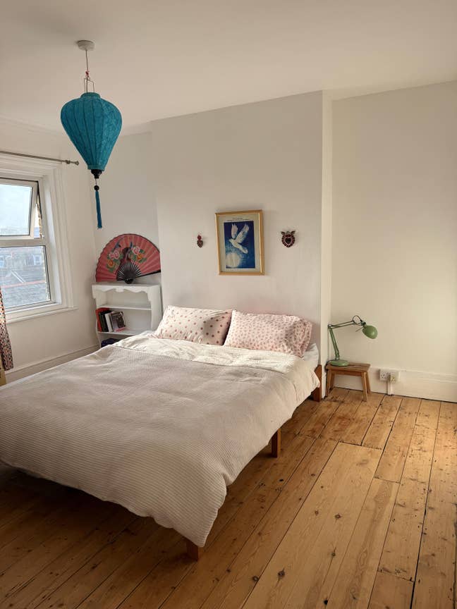 Large double Bedroom + Private Studio Space 🌞 Main Photo