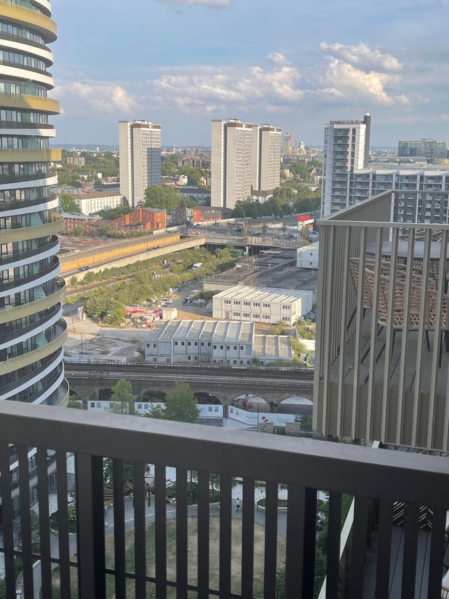 Luxury apartment in White City Living  Main Photo