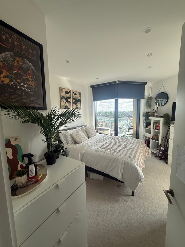 En-suite king room close to Dalston stations Main Photo
